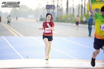 BINH DUONG NEW CITY HALF MARATHON 2024 - Ảnh #1757087
