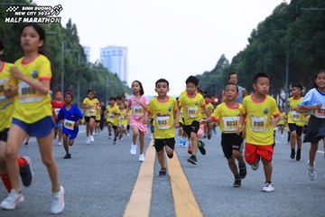 BINH DUONG NEW CITY HALF MARATHON 2024 - Ảnh #1727743