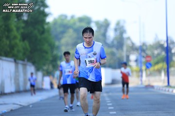 BINH DUONG NEW CITY HALF MARATHON 2024 - Ảnh #1768339