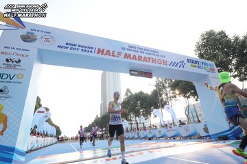 BINH DUONG NEW CITY HALF MARATHON 2024 - Ảnh #1821193