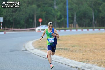 BINH DUONG NEW CITY HALF MARATHON 2024 - Ảnh #1735014