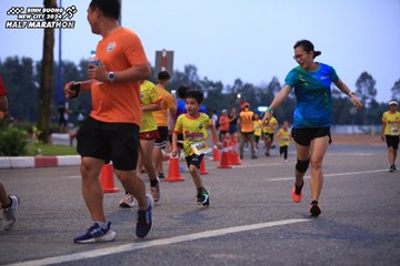 BINH DUONG NEW CITY HALF MARATHON 2024 - Ảnh #1728167