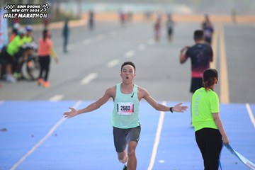 BINH DUONG NEW CITY HALF MARATHON 2024 - Ảnh #1739402