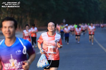 BINH DUONG NEW CITY HALF MARATHON 2024 - Ảnh #1772088