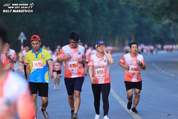 BINH DUONG NEW CITY HALF MARATHON 2024 - Ảnh #1750892