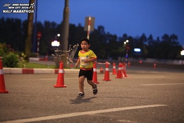 BINH DUONG NEW CITY HALF MARATHON 2024 - Ảnh #1728558