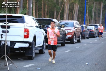 BINH DUONG NEW CITY HALF MARATHON 2024 - Ảnh #1756214