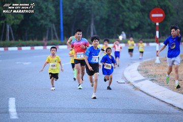 BINH DUONG NEW CITY HALF MARATHON 2024 - Ảnh #1726204