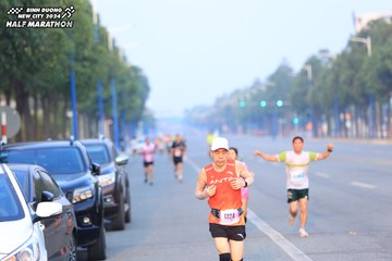 BINH DUONG NEW CITY HALF MARATHON 2024 - Ảnh #1739711