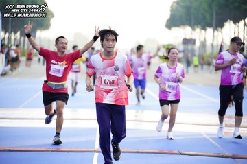 BINH DUONG NEW CITY HALF MARATHON 2024 - Ảnh #1762342