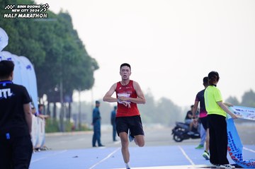 BINH DUONG NEW CITY HALF MARATHON 2024 - Ảnh #1770993