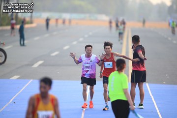 BINH DUONG NEW CITY HALF MARATHON 2024 - Ảnh #1739374