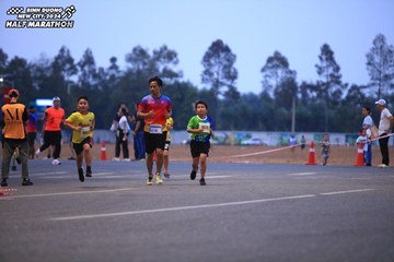 BINH DUONG NEW CITY HALF MARATHON 2024 - Ảnh #1728085