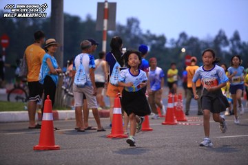 BINH DUONG NEW CITY HALF MARATHON 2024 - Ảnh #1728127