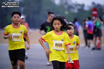 BINH DUONG NEW CITY HALF MARATHON 2024 - Ảnh #1725369