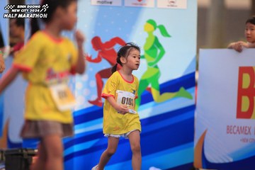 BINH DUONG NEW CITY HALF MARATHON 2024 - Ảnh #1724477