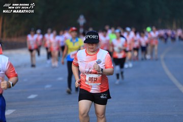 BINH DUONG NEW CITY HALF MARATHON 2024 - Ảnh #1772115