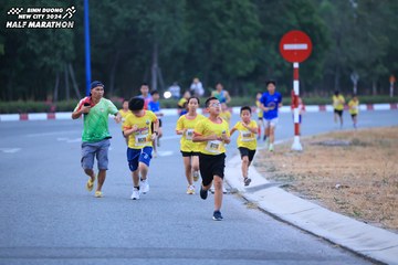 BINH DUONG NEW CITY HALF MARATHON 2024 - Ảnh #1726167