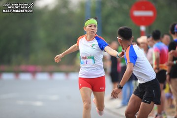 BINH DUONG NEW CITY HALF MARATHON 2024 - Ảnh #1736800