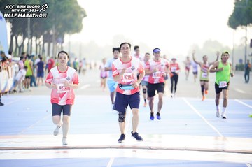 BINH DUONG NEW CITY HALF MARATHON 2024 - Ảnh #1759464