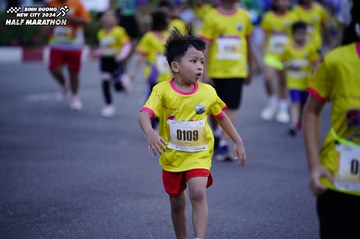 BINH DUONG NEW CITY HALF MARATHON 2024 - Ảnh #1724744
