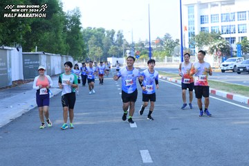 BINH DUONG NEW CITY HALF MARATHON 2024 - Ảnh #1770747