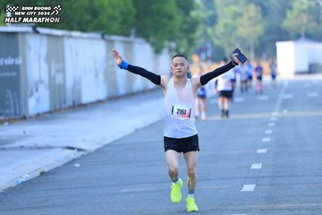 BINH DUONG NEW CITY HALF MARATHON 2024 - Ảnh #1770104