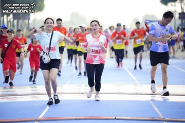 BINH DUONG NEW CITY HALF MARATHON 2024 - Ảnh #1758885