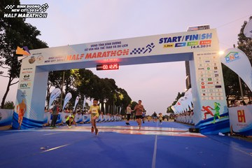 BINH DUONG NEW CITY HALF MARATHON 2024 - Ảnh #1729644