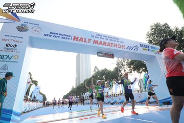 BINH DUONG NEW CITY HALF MARATHON 2024 - Ảnh #1821643