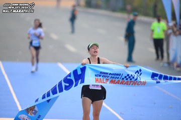 BINH DUONG NEW CITY HALF MARATHON 2024 - Ảnh #1738700