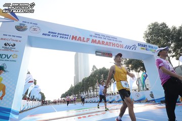 BINH DUONG NEW CITY HALF MARATHON 2024 - Ảnh #1821597