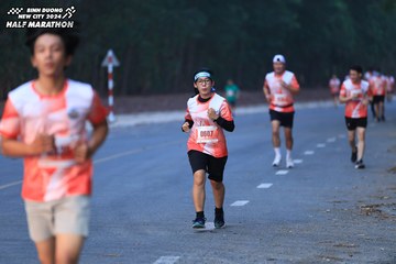 BINH DUONG NEW CITY HALF MARATHON 2024 - Ảnh #1750325