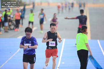BINH DUONG NEW CITY HALF MARATHON 2024 - Ảnh #1739424