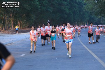 BINH DUONG NEW CITY HALF MARATHON 2024 - Ảnh #1772723
