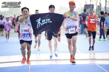 BINH DUONG NEW CITY HALF MARATHON 2024 - Ảnh #1759425