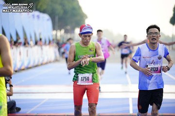 BINH DUONG NEW CITY HALF MARATHON 2024 - Ảnh #1761384