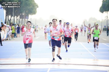 BINH DUONG NEW CITY HALF MARATHON 2024 - Ảnh #1759447