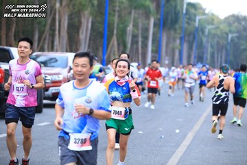 BINH DUONG NEW CITY HALF MARATHON 2024 - Ảnh #1750298