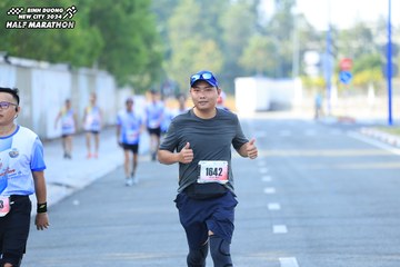 BINH DUONG NEW CITY HALF MARATHON 2024 - Ảnh #1771673