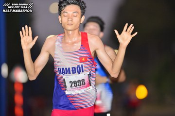 BINH DUONG NEW CITY HALF MARATHON 2024 - Ảnh #1755891