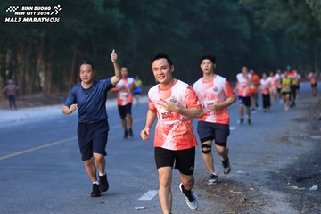 BINH DUONG NEW CITY HALF MARATHON 2024 - Ảnh #1750185