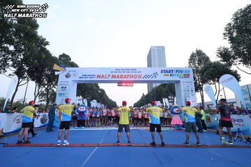 BINH DUONG NEW CITY HALF MARATHON 2024 - Ảnh #1738152