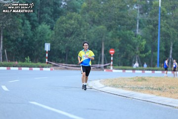 BINH DUONG NEW CITY HALF MARATHON 2024 - Ảnh #1735953