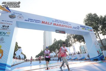 BINH DUONG NEW CITY HALF MARATHON 2024 - Ảnh #1821265