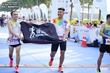 BINH DUONG NEW CITY HALF MARATHON 2024 - Ảnh #1770023