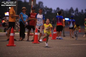 BINH DUONG NEW CITY HALF MARATHON 2024 - Ảnh #1728426