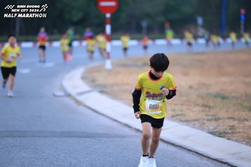 BINH DUONG NEW CITY HALF MARATHON 2024 - Ảnh #1726258