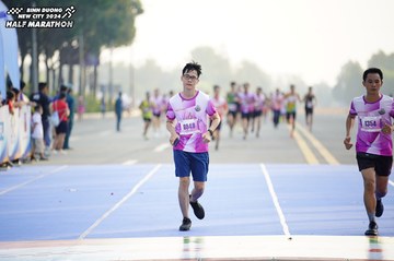 BINH DUONG NEW CITY HALF MARATHON 2024 - Ảnh #1761307
