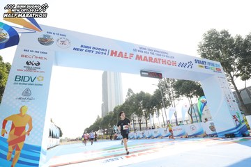 BINH DUONG NEW CITY HALF MARATHON 2024 - Ảnh #1818874